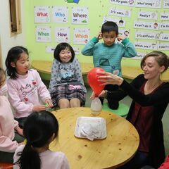 外国人講師と一緒に【ご自宅でワークショップ型の英会話教室 】運営...