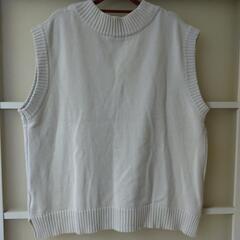 生成り　ベスト　4Lの画像