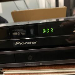 DVDプレーヤー リモコン・ACケーブルの画像