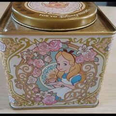 ディズニー 不思議の国のアリス 缶