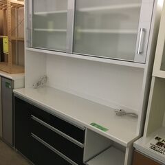 キッチンボード　大型キッチンボード　レンジボード　食器棚　レンジ台　カップボード　システムキッチンボード　幅160cm　おしゃれ　ファミリータイプ　クリーニング済　堺市　石津