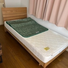 シングルベッド
