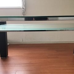 昭和レトロ、ショーケース的テーブルandガラスのテレビ台をセットですの画像