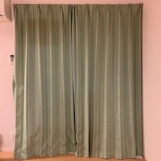 ニトリのカーテン　丈200㎝