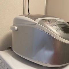 炊飯器の画像
