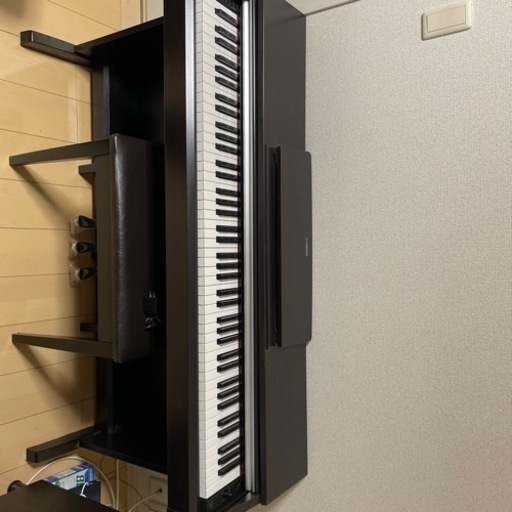 電子ピアノ(YAMAHA) 椅子付き