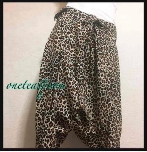 ご購入者様決定[美品✧︎oneteaspoon]レオパード柄 編み上げサルエルパンツ アニマル柄