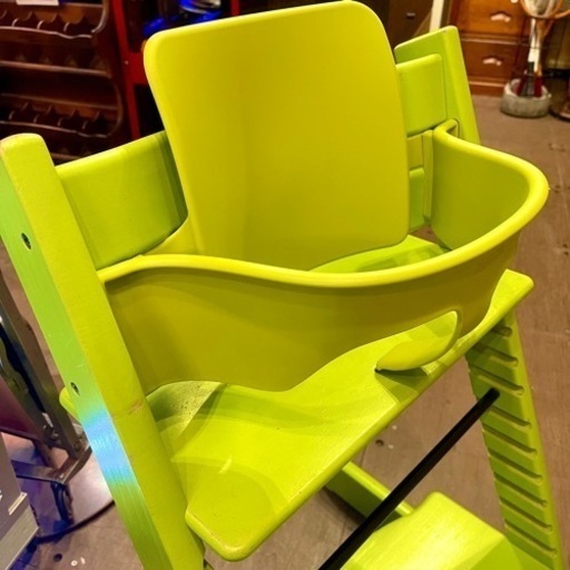 STOKKE ハイチェア ベビーセット付き イエロー トリップ トラップ ハイチェア | ストッケ | Stokke® オンラインショップ