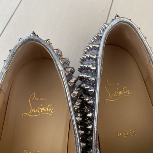 Christian Louboutin　スタッズスニーカー　シルバー