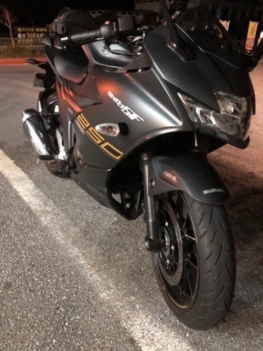 決 ジクサーSF250 Gixxer 国内版 2021式 低走行 250cc カスタム 【公式