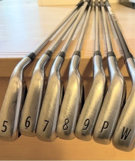 週末迄限定！タイトリストアイアン　AP-1 716