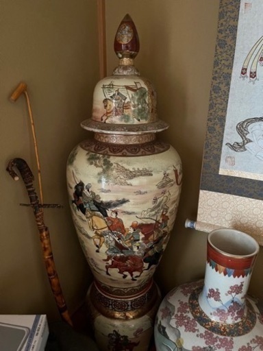 大きな飾り壺　　決まりました。