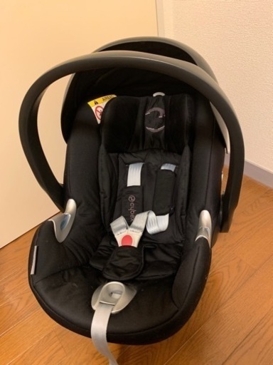 チャイルドシート cybex atonQ