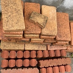 レンガ　はんぺん型　庭　花壇　ガーデニングの画像