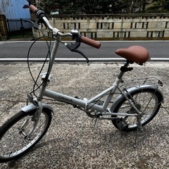 【取引完了】現品特価　折りたたみ自転車　6段変速機能付き　ガソリ...
