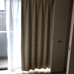 ニトリ　カーテン2枚　110cm×200cmライトベージュ