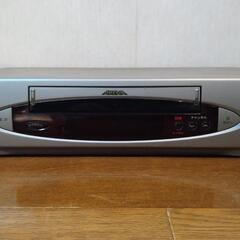 【無料】TOSHIBA ビデオカセットデッキ リモコン付 ジャンク品　