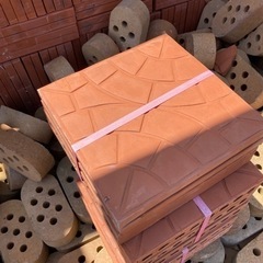 レンガのテラコッタタイル　外構などに　の画像