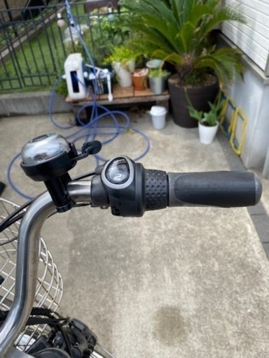 【お取引中】パナソニックvivi CHARGE D  8.9A h 中古電動自転車