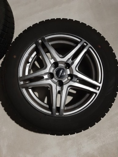 スタッドレスタイヤ　175/65R15 【値下げしました】