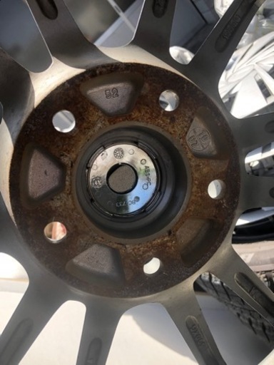 スタッドレスタイヤホイール付4本セット　205/60R16 92Q