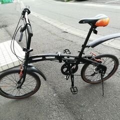 ・アルミフレーム6速　折りたたみ自転車