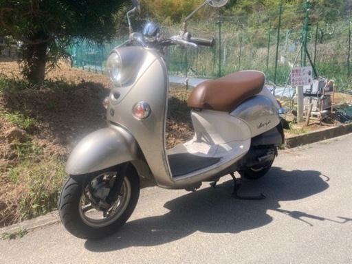 丸っこい系スクーター原付ヤマハビーノ4サイクル