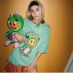 drew house ダイナソー　Tシャツ　キーホルダー付き