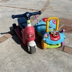 外遊び様　子供の車
