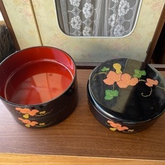 塗りのお重セット