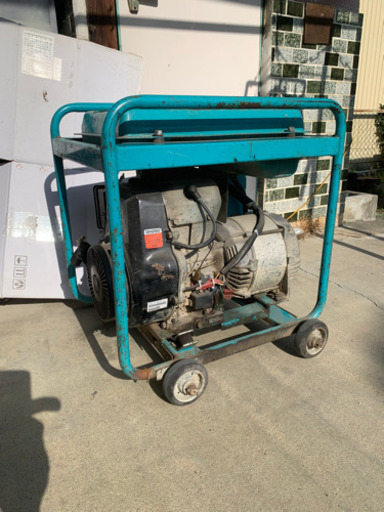 発電機