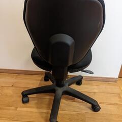 デスクチェアの画像