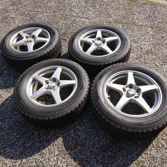 セダン向け16インチアルミホイールスタッドレスタイヤ215/60R16
