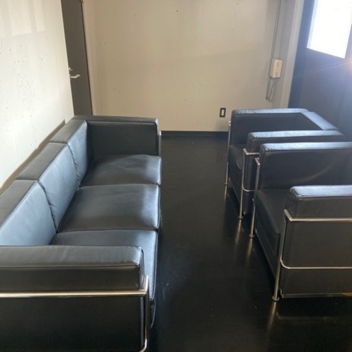 コルビジェLC2 リプロダクト　ソファセット　商談中