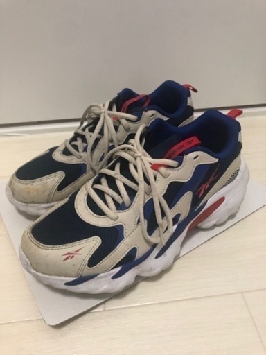 4/24まで掲載 Reebok スニーカー 26.5