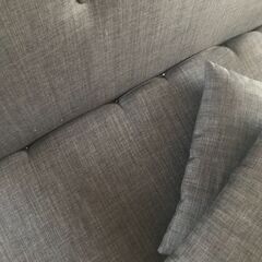 【現地引渡のみ・4/16〜18限定】2人掛けの北欧風ソファの画像