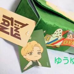 新品！BTS公式ライセンスTinyTAN (タイニータン)寝そべり プレミアムティッシュボックスカバー
～Dynamite～ “V”ヴィ BTS公式ライセンスの画像