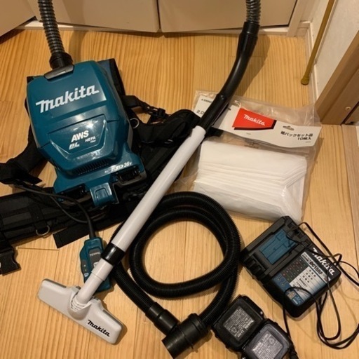 他サイトにて売り切れましたm(_ _)mありがとうございました！マキタ　充電式背負式掃除機、集塵機VC265D