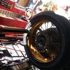バイクのタイヤ交換しますの画像