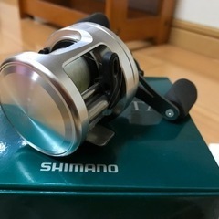 釣り具　リール　シマノ12カルカッタ101