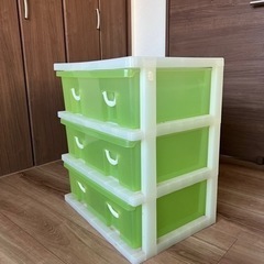 プラスチック製3段チェスト