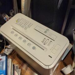 コクヨ　シュレッダー　AMKPS-MX100W
