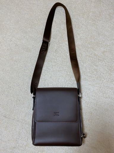 ショルダーバッグ