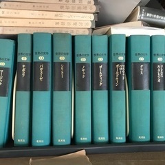 【無料】4/17引取のみ　引越し処分　書籍、洋服、家具、新品タオルなど多数の画像