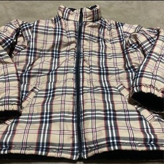 ユニクロ　リバーシブルジャンパー　130の画像