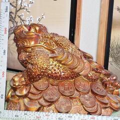 大きい金運？のカエルの画像