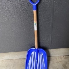 【不要品ゆずります】雪かきスコップ