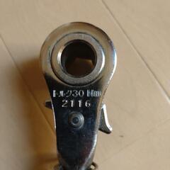 17ソケット トルクレンチ2個セットの画像