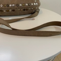 TRES ショルダーバッグの画像