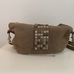 TRES ショルダーバッグの画像